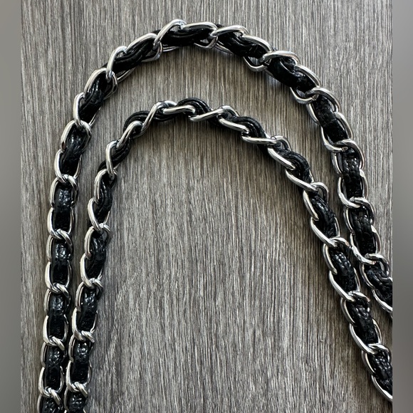 CHANEL Caviar Black Maxi Double Flap Classic Bag ( interior damage) - Picture 13 of 17